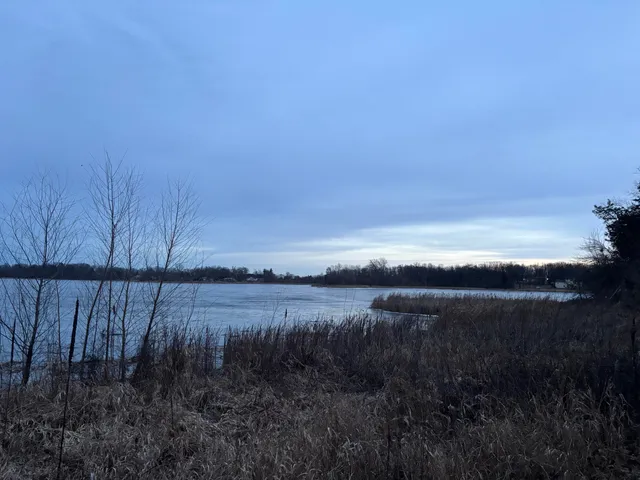 $229,900 | W6773 North Lakeshore Circle, Sugar Creek, WI 53121