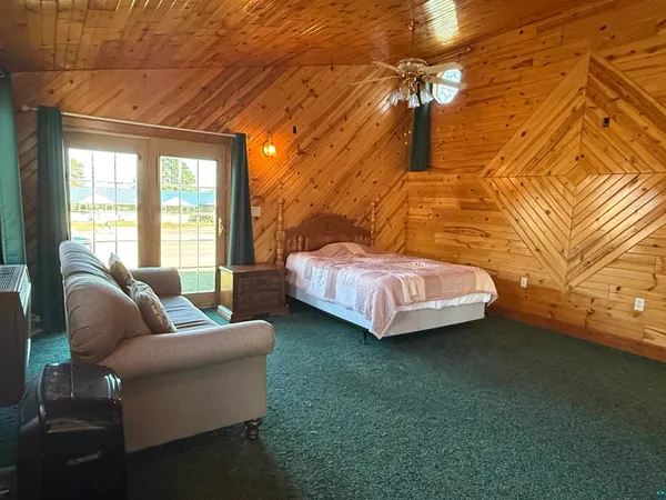 $184,900 | 954 East Camp Street, Ely, MN 55731