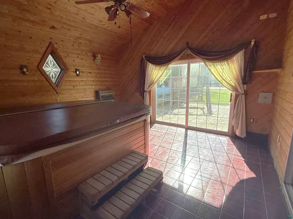 $184,900 | 954 East Camp Street, Ely, MN 55731