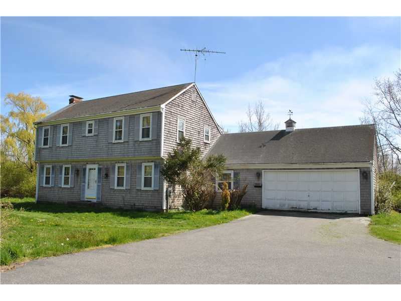 30 Ridge Road Newport, RI 02840 - Photo 1 of 12 Exterior Front.