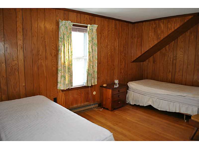 30 Ridge Road Newport, RI 02840 - Photo 11 of 12 Bedroom.