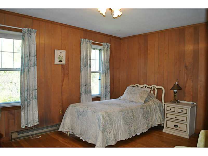 30 Ridge Road Newport, RI 02840 - Photo 7 of 12 Bedroom.