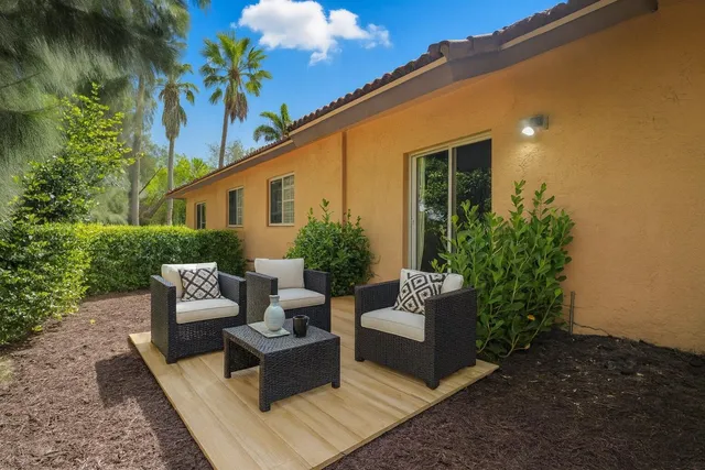 $2,299 | 6237 Garden Court, Davie, FL 33314