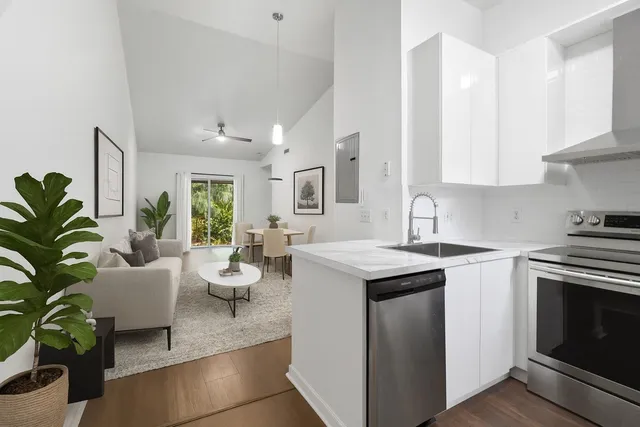 $2,299 | 6237 Garden Court, Davie, FL 33314