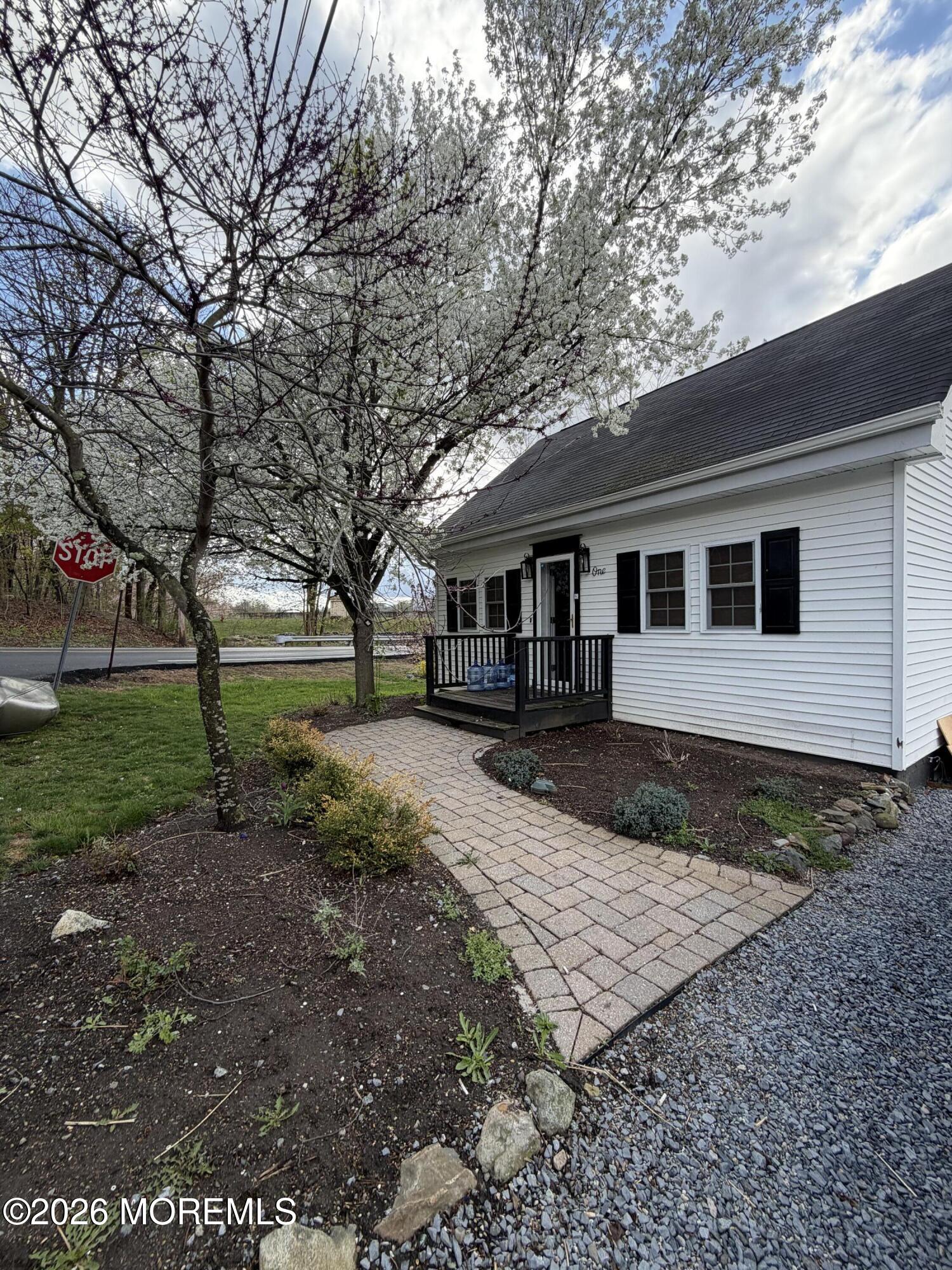 1 Riverside Road Hewitt, NJ 07421 - Photo 17 of 34 IMG_4119