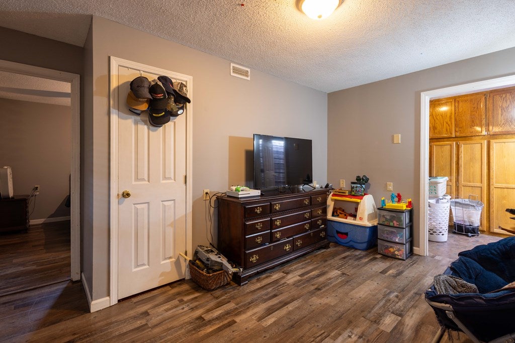 1038 Cedar Springs Road Sugar Grove, VA 24375 - Photo 27 of 61 Gallery Image 27