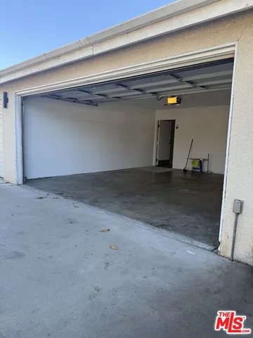 $3,600 | 7639 Kester Avenue, Unit 1, Van Nuys, CA 91405