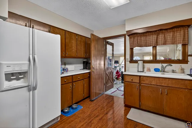 $199,500 | 201 Dakota Avenue, Holton, KS 66436