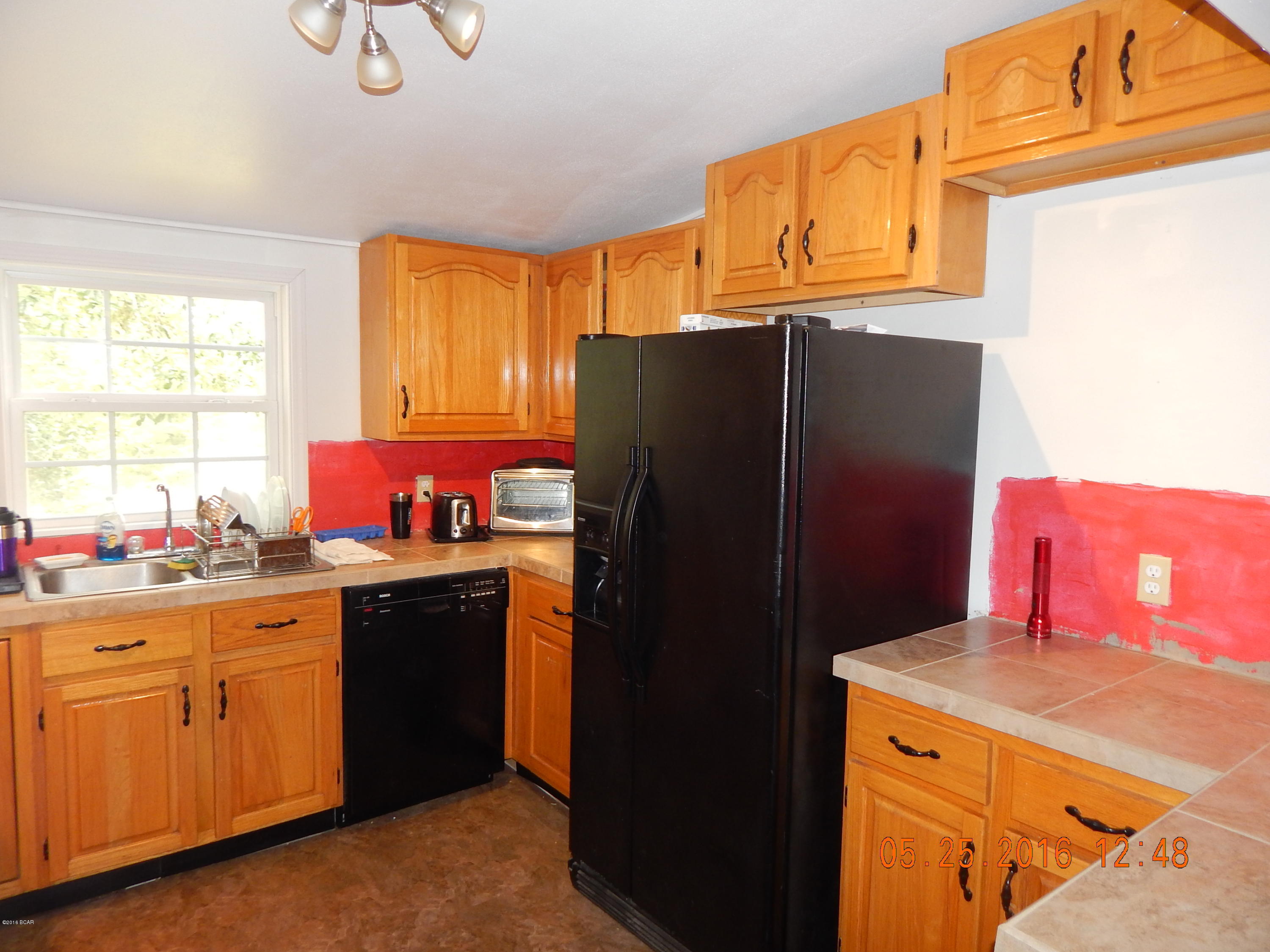 2982 Holmes Valley Road Vernon, FL 32462 - Photo 10 of 29 Gallery Image 10
