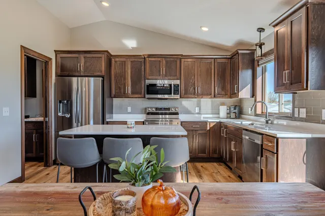 $489,900 | 4715 Dixie Lane, Alexandria, MN 56308