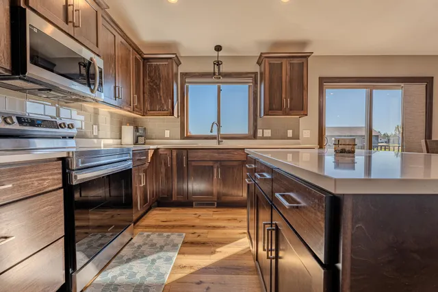 $489,900 | 4715 Dixie Lane, Alexandria, MN 56308