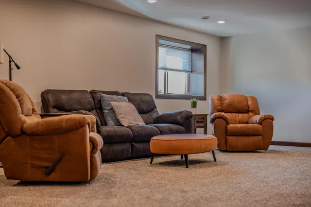 $489,900 | 4715 Dixie Lane, Alexandria, MN 56308