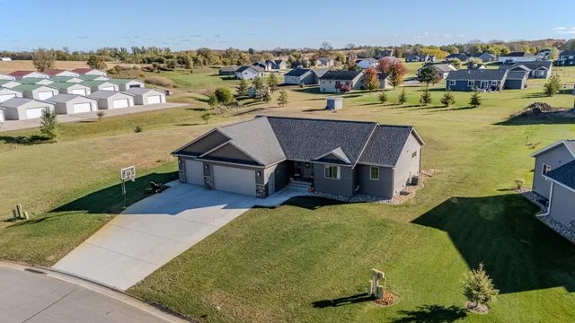 $489,900 | 4715 Dixie Lane, Alexandria, MN 56308