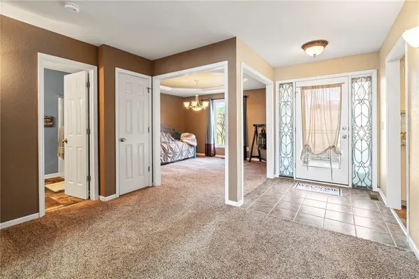 $1,350,000 | 606 Lake Viking Terrace, Gallatin, MO 64640