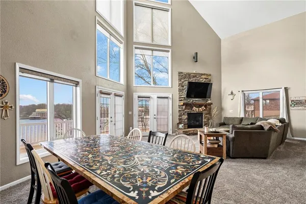 $1,350,000 | 606 Lake Viking Terrace, Gallatin, MO 64640