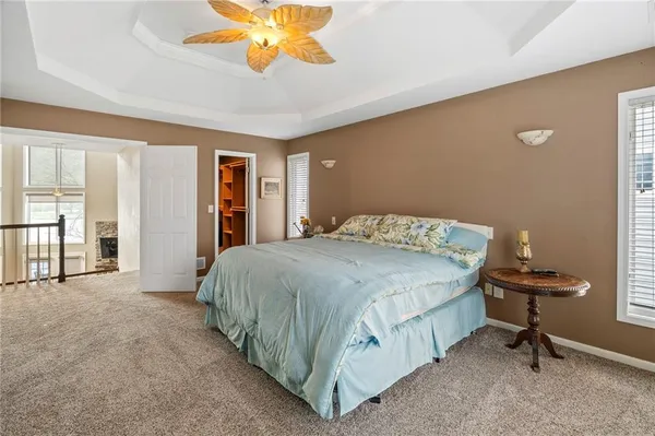 $1,350,000 | 606 Lake Viking Terrace, Gallatin, MO 64640