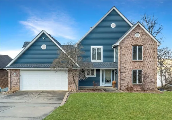 $1,350,000 | 606 Lake Viking Terrace, Gallatin, MO 64640