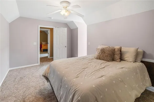 $1,350,000 | 606 Lake Viking Terrace, Gallatin, MO 64640