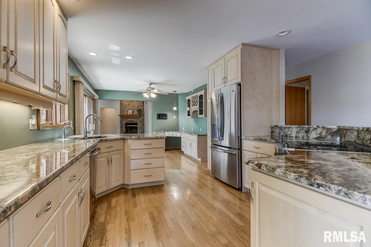 19 Fairview Lane Springfield, IL 62711 - Photo 24 of 50