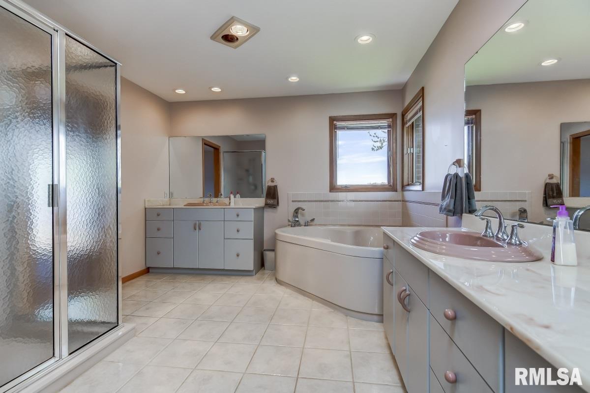 19 Fairview Lane Springfield, IL 62711 - Photo 34 of 50