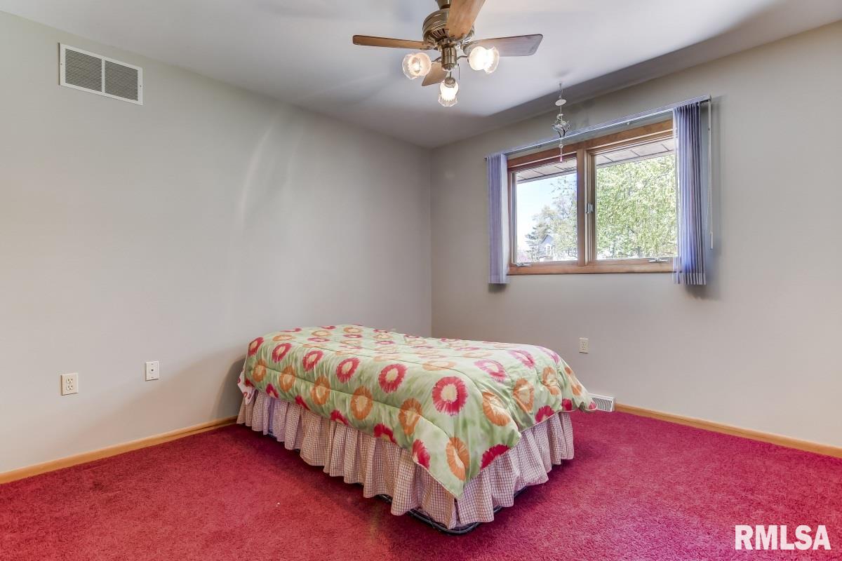 19 Fairview Lane Springfield, IL 62711 - Photo 39 of 50