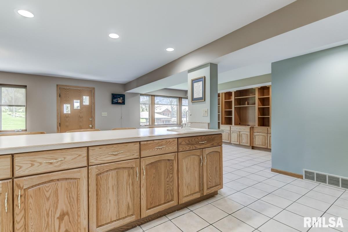 19 Fairview Lane Springfield, IL 62711 - Photo 47 of 50