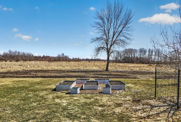 $699,999 | 38321 Baugh Street Northwest, Princeton, MN 55371