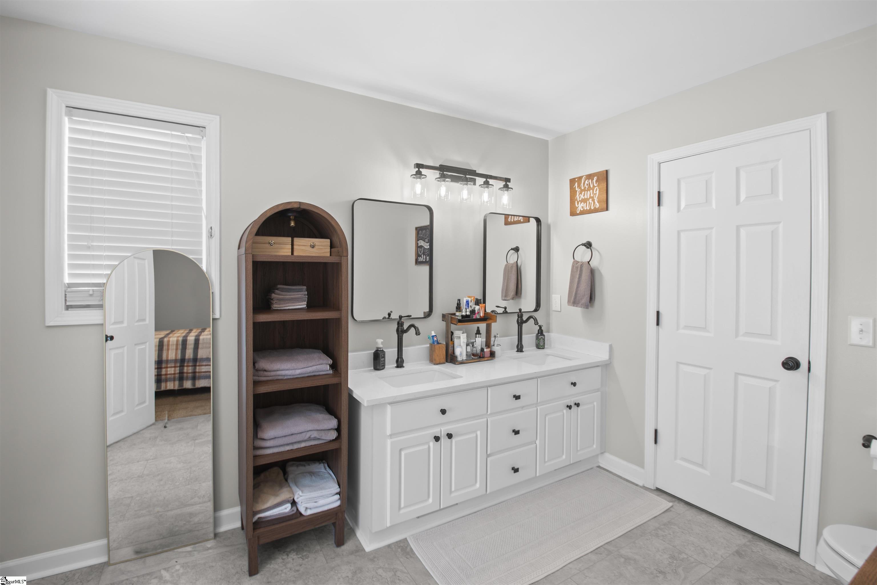 113 Raintree Court Easley, SC 29642 - Photo 22 of 36 Gallery Image 22
