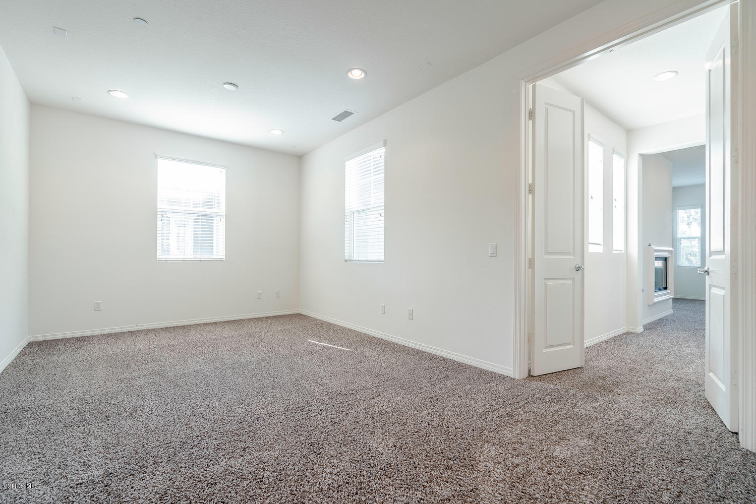 4114 Galapagos Way Oxnard, CA 93035 - Photo 22 of 46 4114 Galapagos Way Oxnard CA-large-022-0
