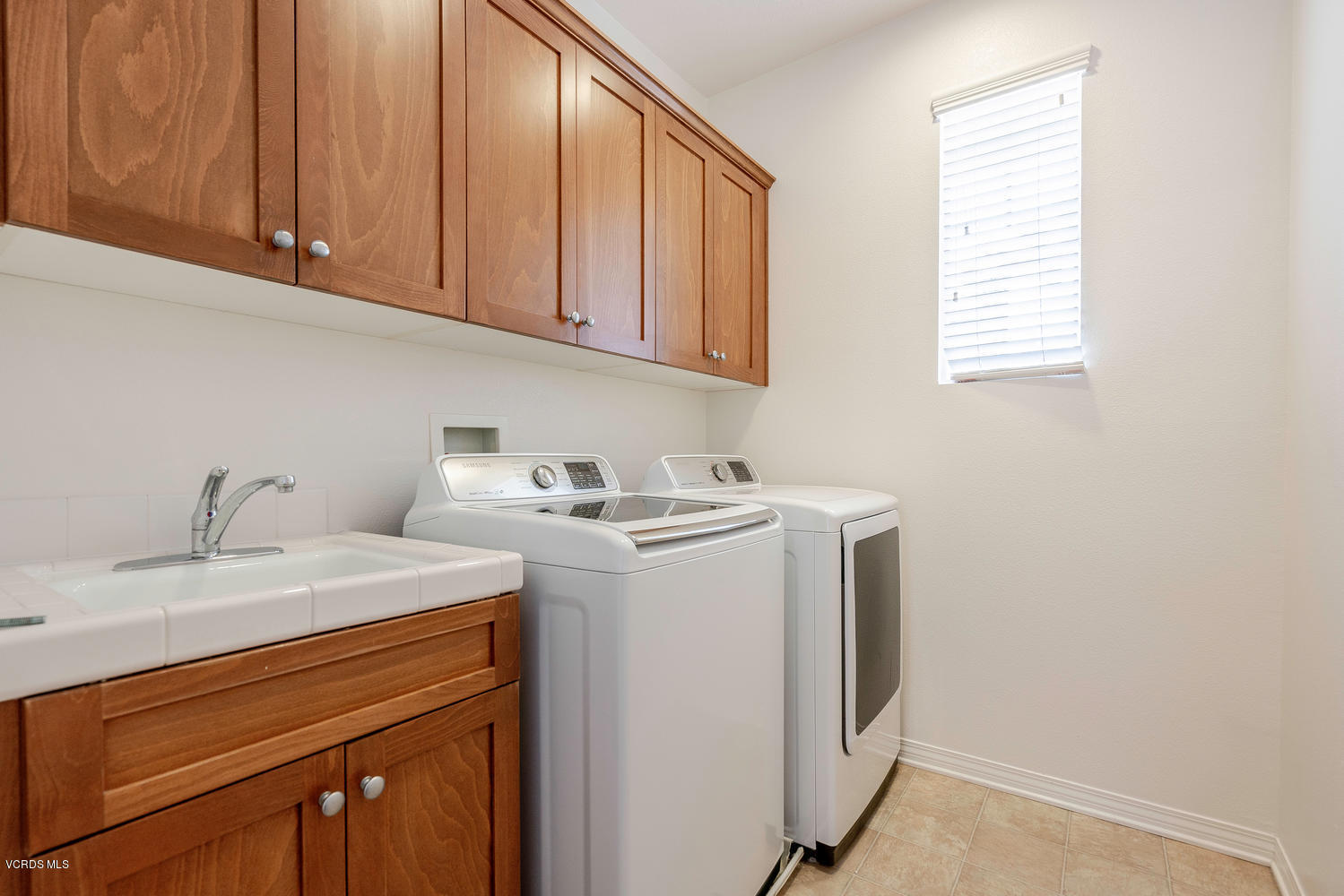 4114 Galapagos Way Oxnard, CA 93035 - Photo 25 of 46 4114 Galapagos Way Oxnard CA-large-025-0