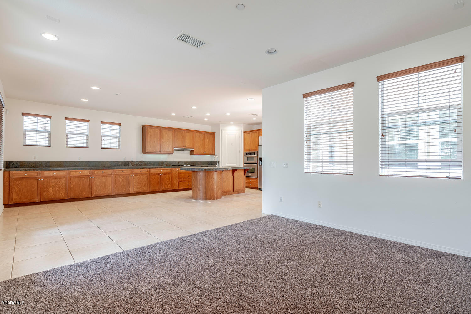 4114 Galapagos Way Oxnard, CA 93035 - Photo 4 of 46 4114 Galapagos Way Oxnard CA-large-004-0