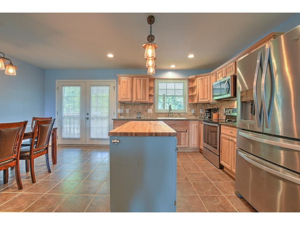 128 Anderson Street Limestone, TN 37681 - Photo 11 of 34 Photo 11