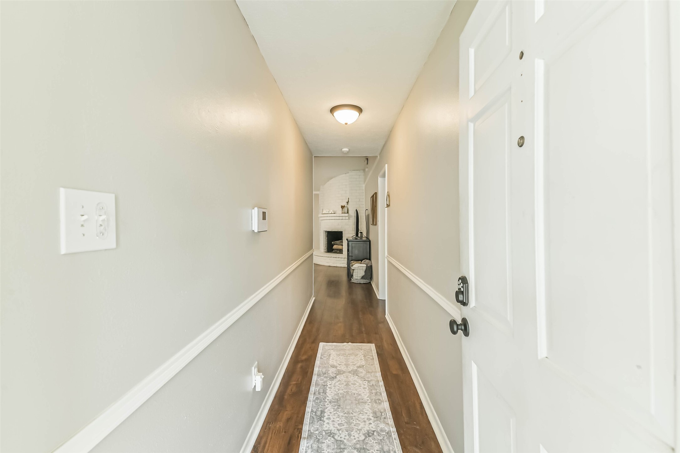 29319 Binefield Street Spring, TX 77386 - Photo 5 of 32 a view of a hallway with the wooden floor
