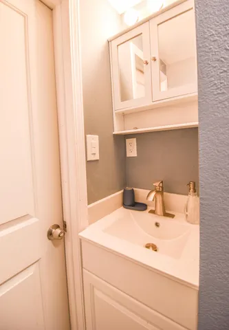 $184,900 | 421 Morse Street, Coldwater, MI 49036