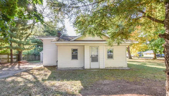 $184,900 | 421 Morse Street, Coldwater, MI 49036