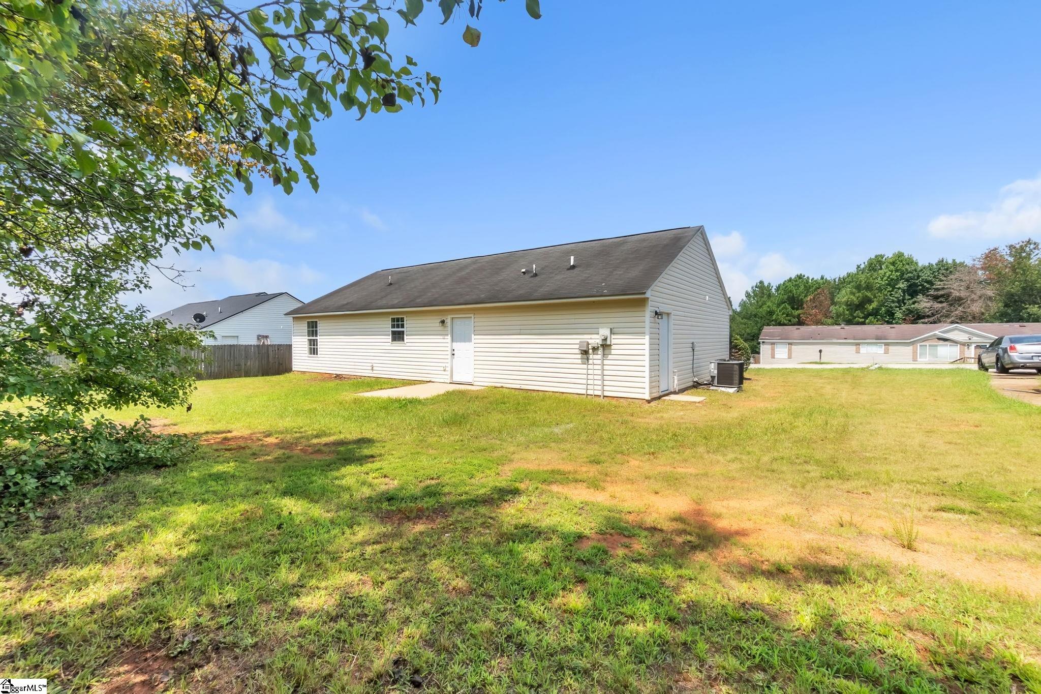 205 Riverbreeze Road Greenville, SC 29611 - Photo 23 of 25 Gallery Image 23
