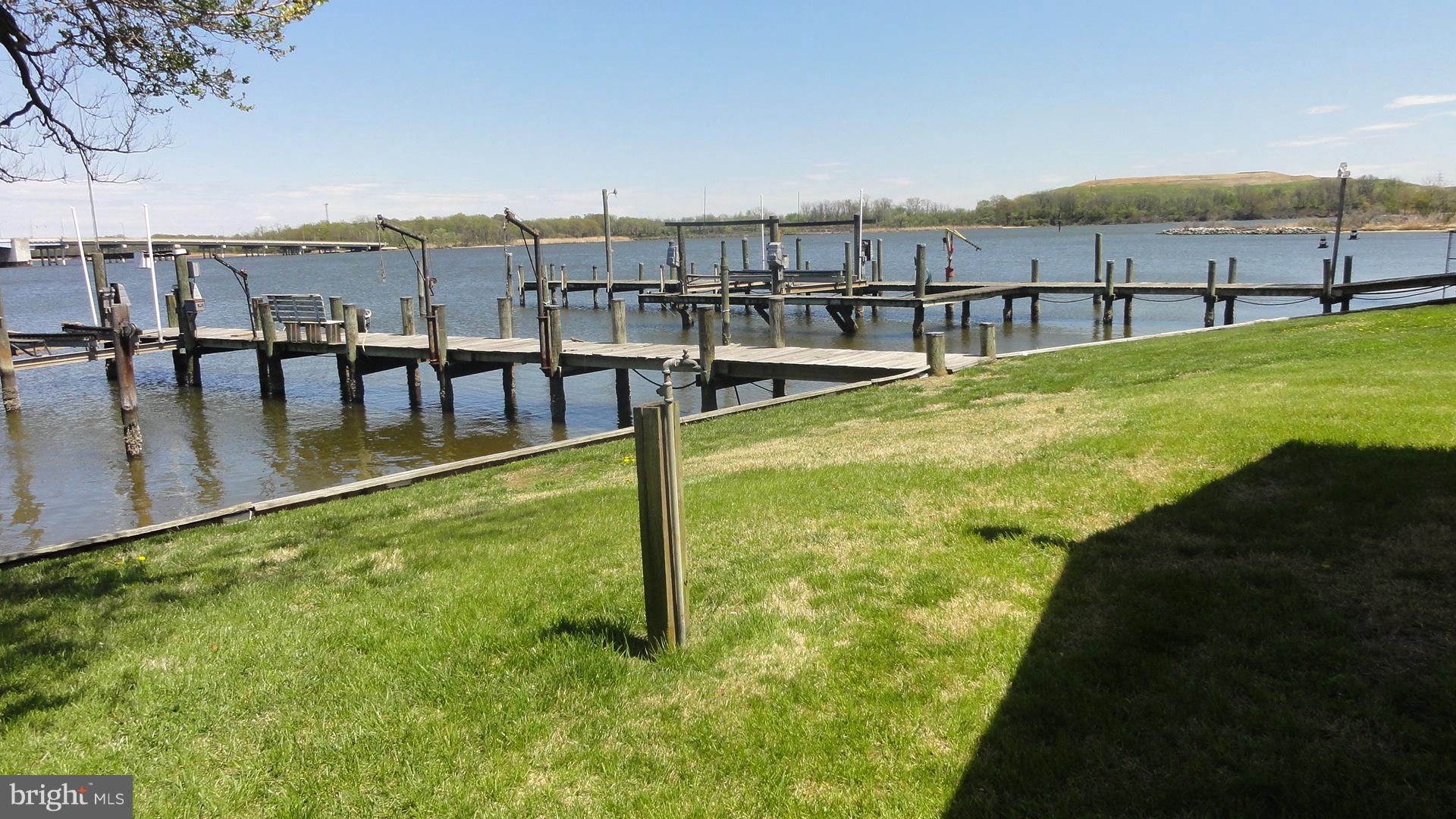 8274 Bullneck Road Baltimore, MD 21222 - Photo 10 of 25 Pier