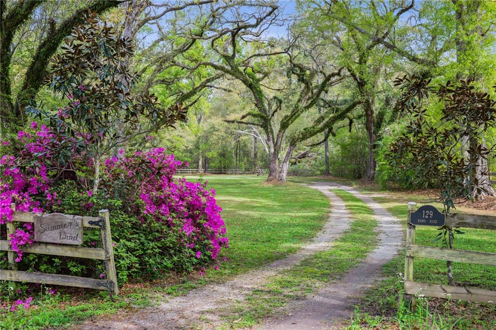 129 Hano Road Madisonville, LA 70447 - Photo 3 of 33