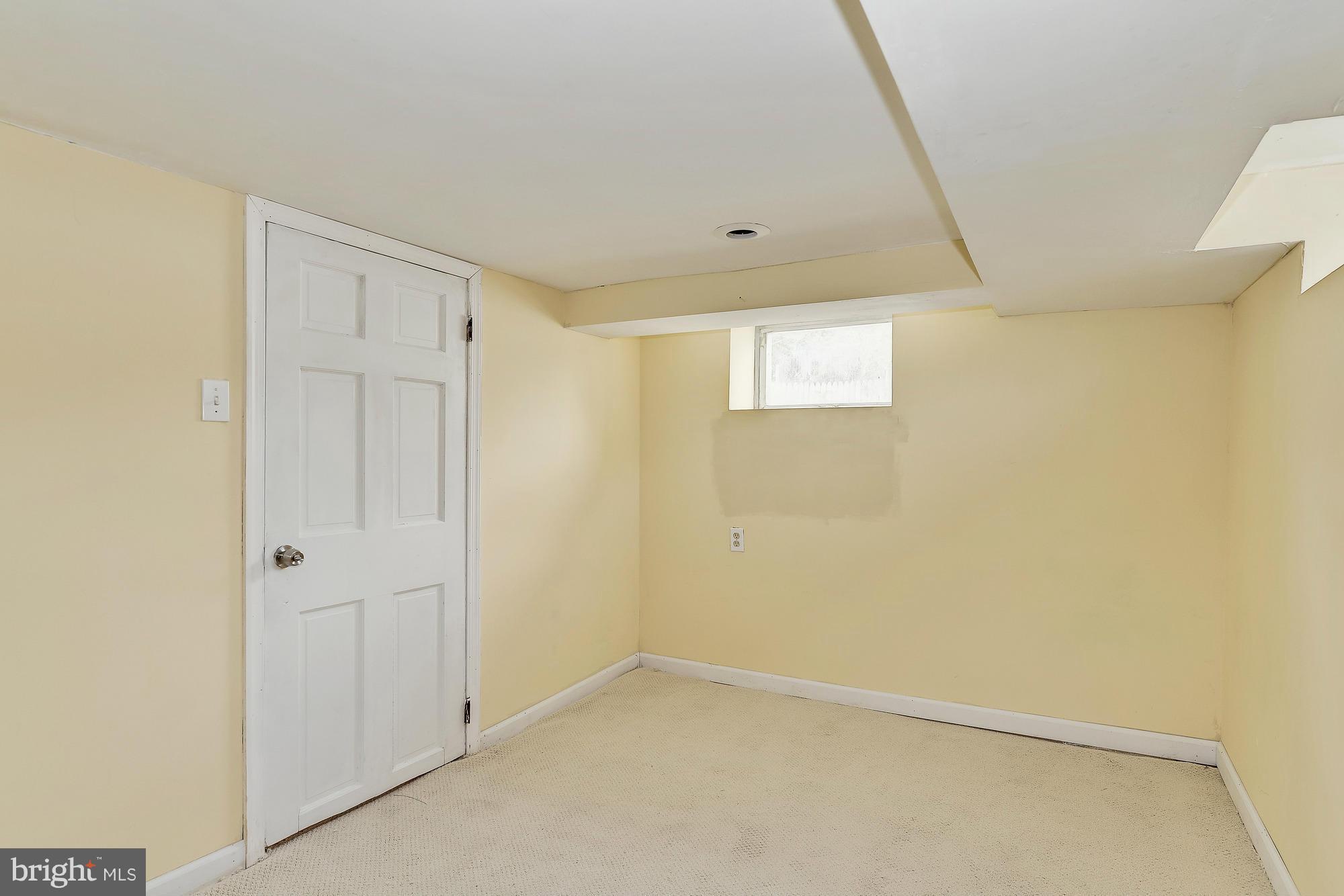 7925 Liberty Road Baltimore, MD 21244 - Photo 26 of 30 a view of an empty room
