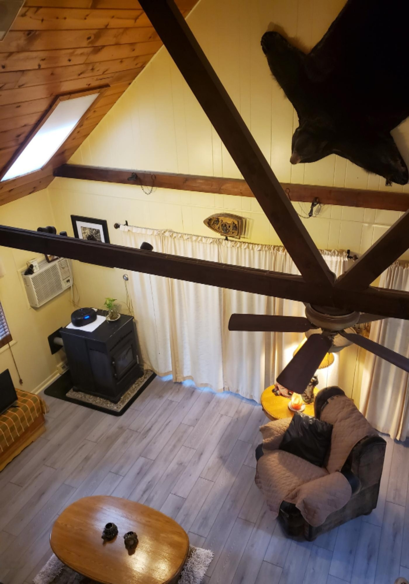 7674 West Wingleton Road Baldwin, MI 49304 - Photo 29 of 66 Great Room from loft above