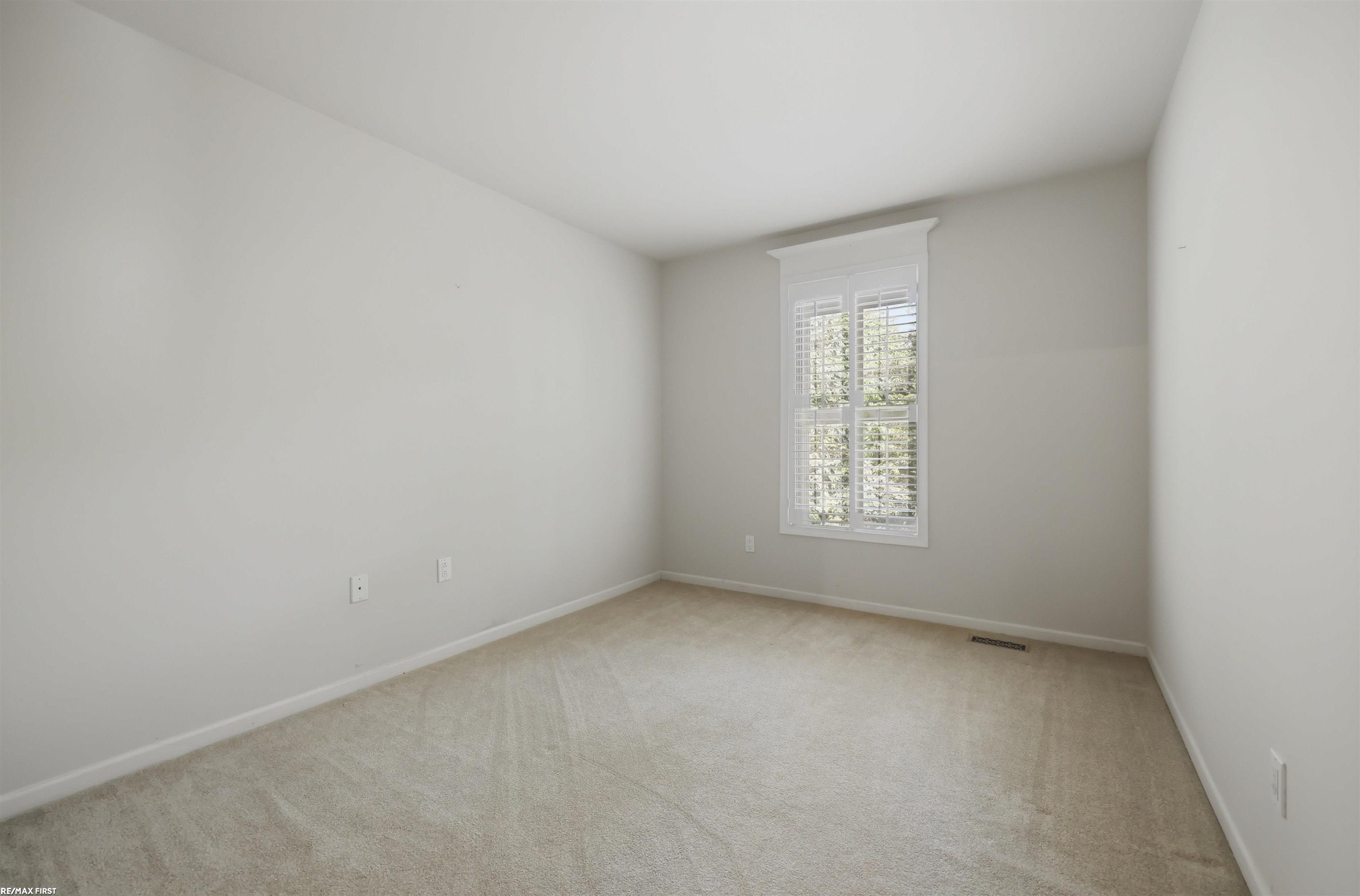 1368 Rock Valley Drive Rochester, MI 48307 - Photo 30 of 47