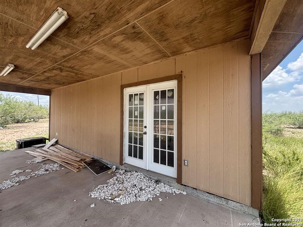 446 Ranch Road Laredo, TX 78043 - Photo 2 of 10 a view of a room with a large window