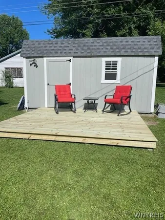 $159,900 | 917 Sunset Beach Road, Carlton, NY 14571