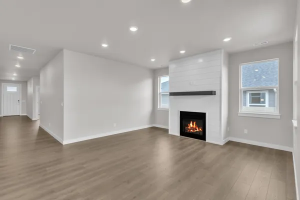 $607,500 | 1255 High Desert Drive, Deer Park, WA 99006