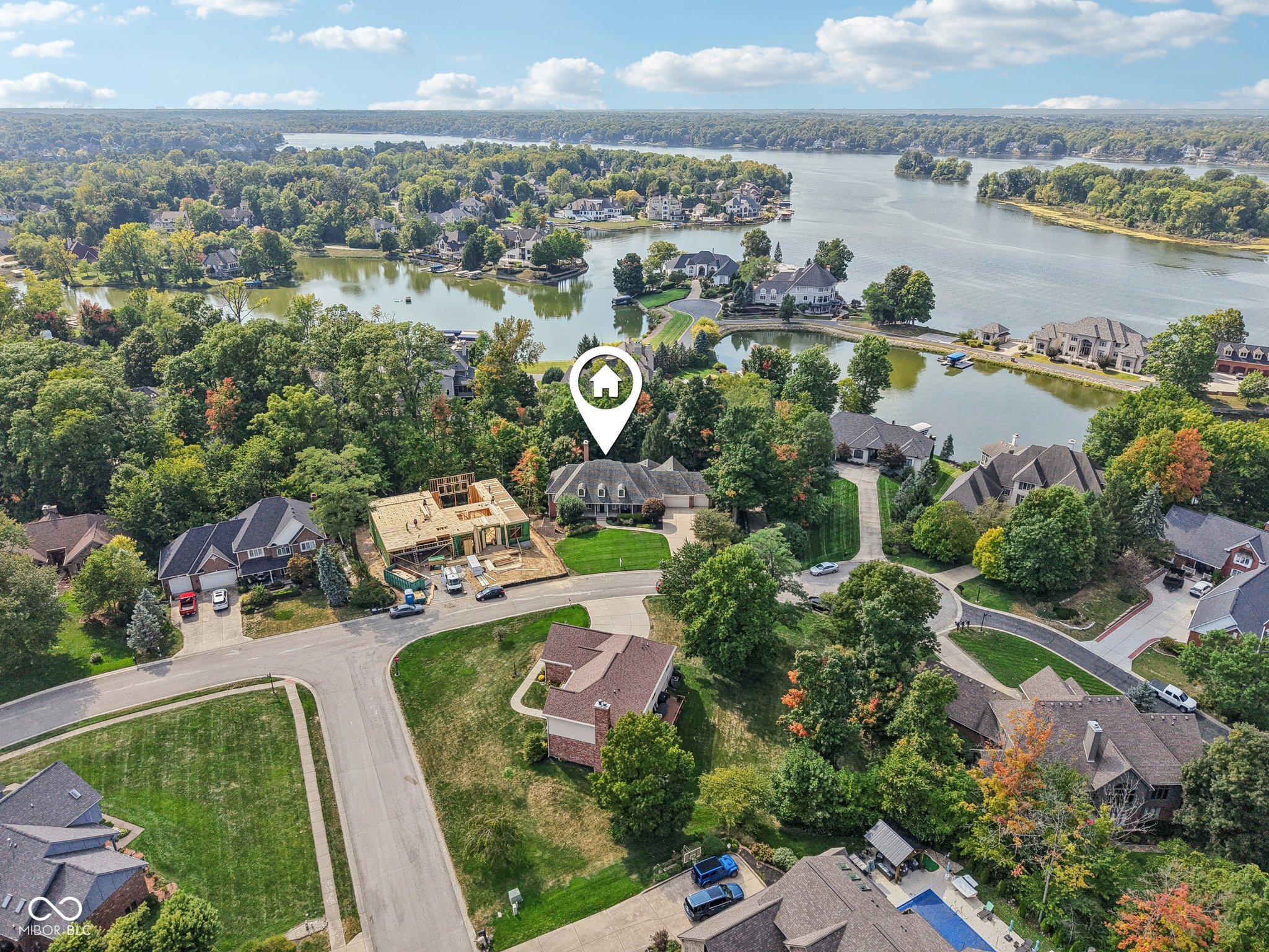 9224 Bluestone Circle Indianapolis, IN 46236 - Photo 2 of 91