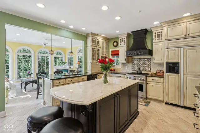 $929,000 | 9224 Bluestone Circle, Indianapolis, IN 46236