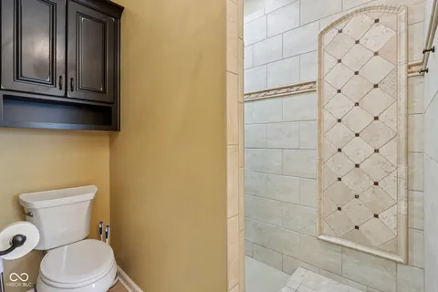 $929,000 | 9224 Bluestone Circle, Indianapolis, IN 46236