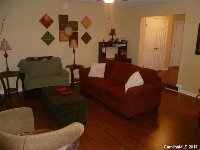 19835 Henderson Road, Unit A Cornelius, NC 28031 - Photo 14 of 21