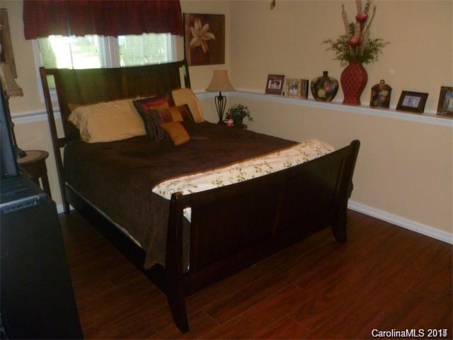 19835 Henderson Road, Unit A Cornelius, NC 28031 - Photo 8 of 21