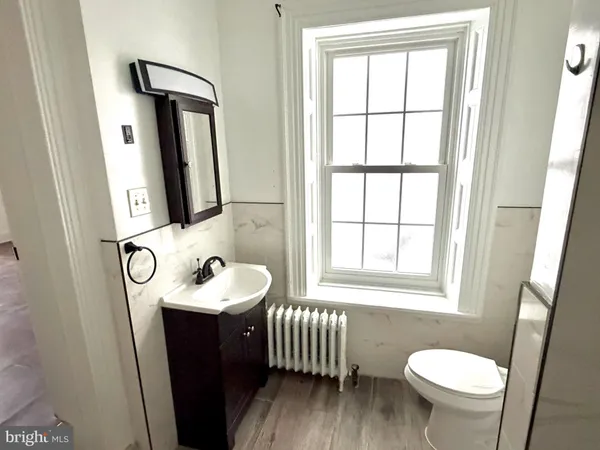 $1,200 | 136 South 5th Street, Unit 2F, Reading, PA 19602